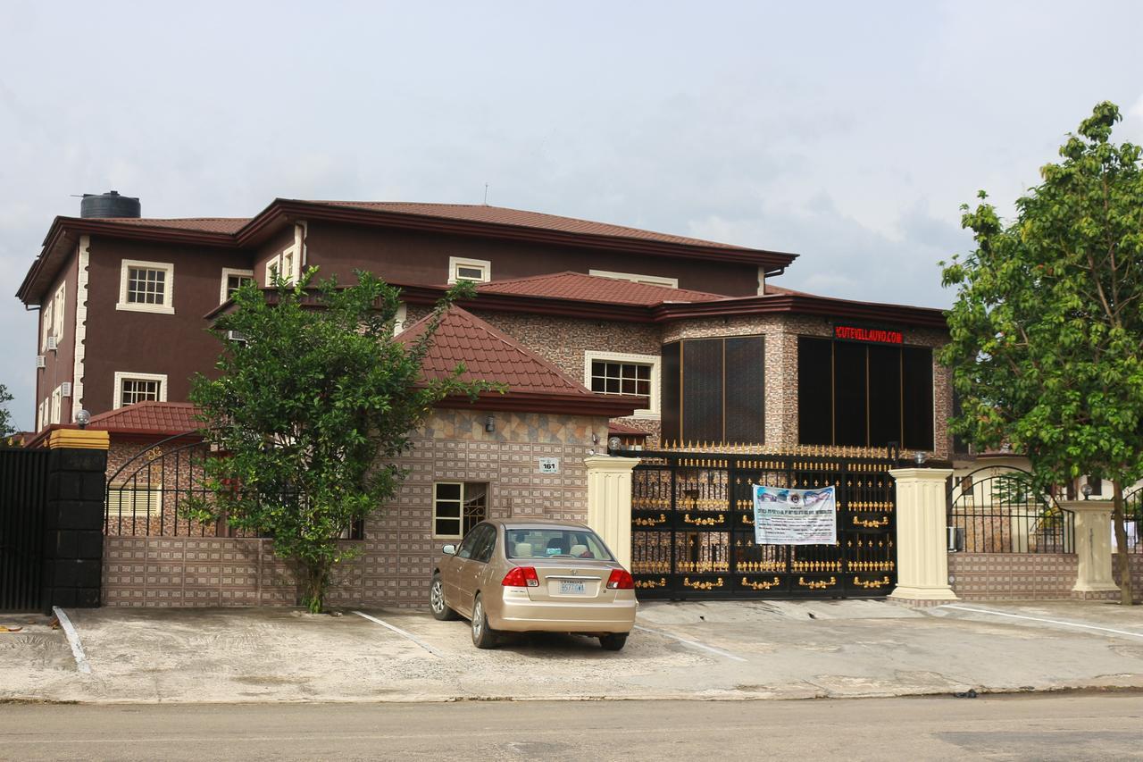 Cute Villa Hotel And Suites Уйо Экстерьер фото